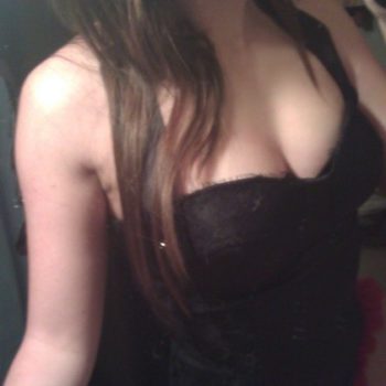 Profil de Jiyan, 23 ans, Escorte à Petit-Nobressart