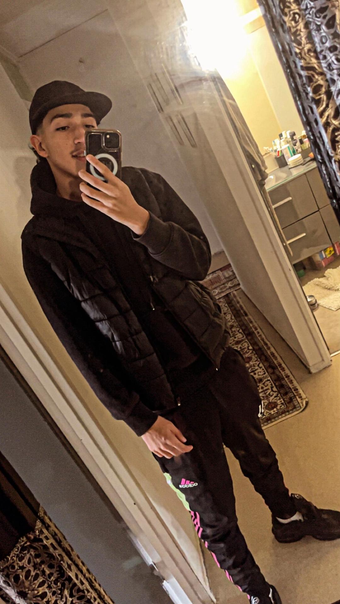 Profil de Kendall, 19 ans, Escorte à Schwebach