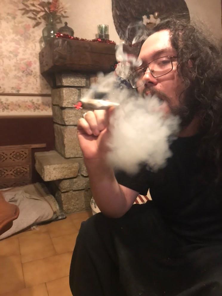 Profil de Faisal, 19 ans, Escorte à Goedange