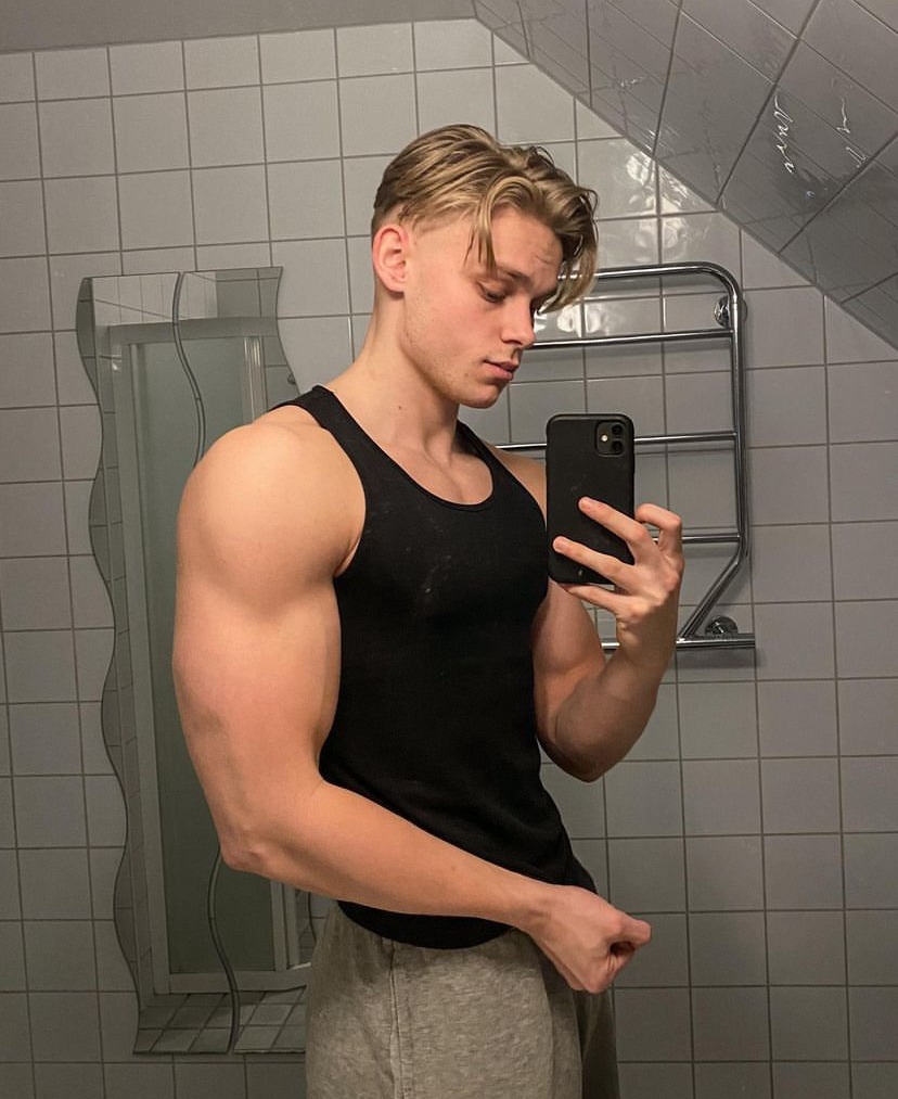 Profil de Laouen, 21 ans, Escorte à Fischbach