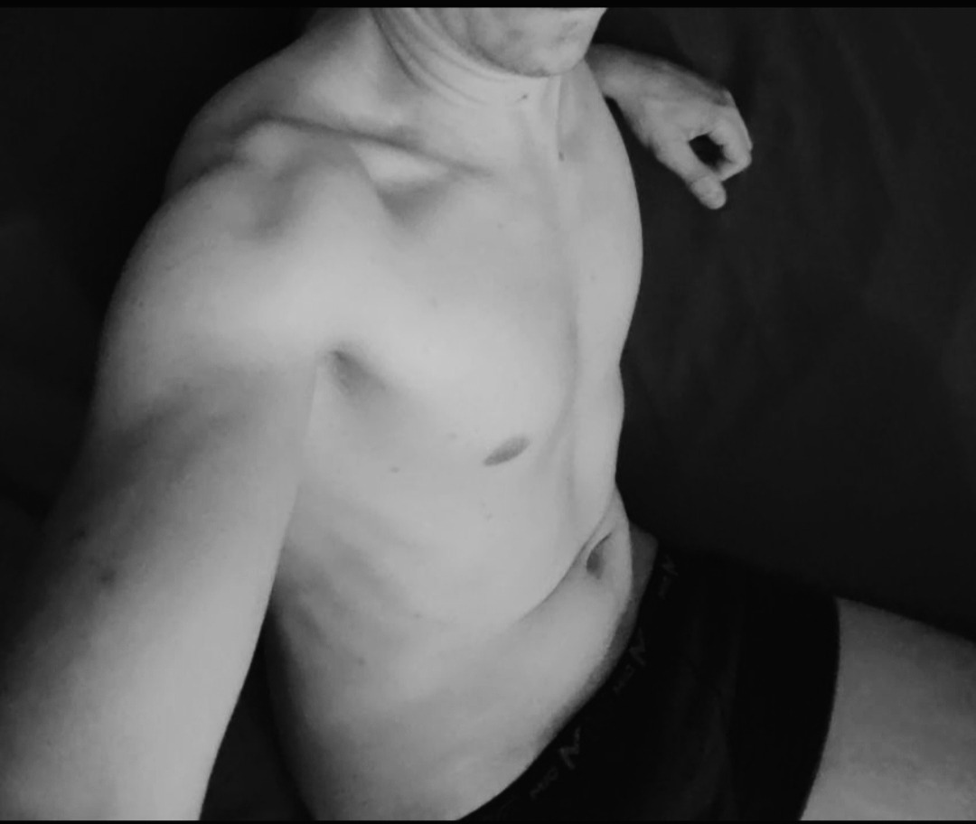 Profil de Adams, 40 ans, Escorte à Roodt (Ell)