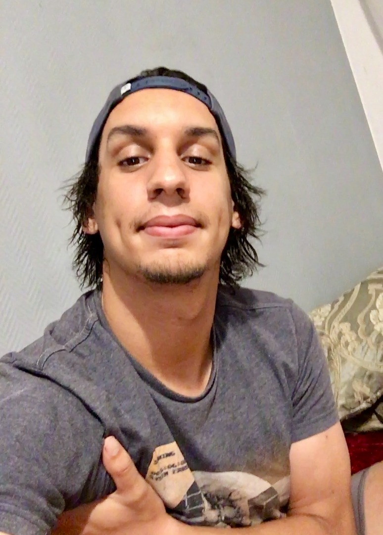 Profil de Saveriu, 31 ans, Escorte à Ansembourg