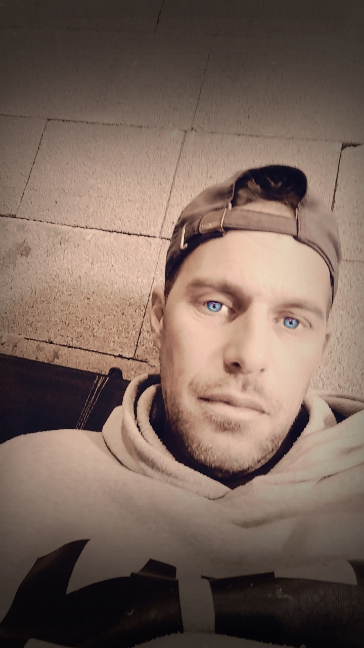 Profil de Mohamed-youssef, 45 ans, Escorte à Niederwampach